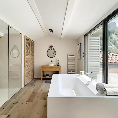 Du Littoral Вилла Гримо